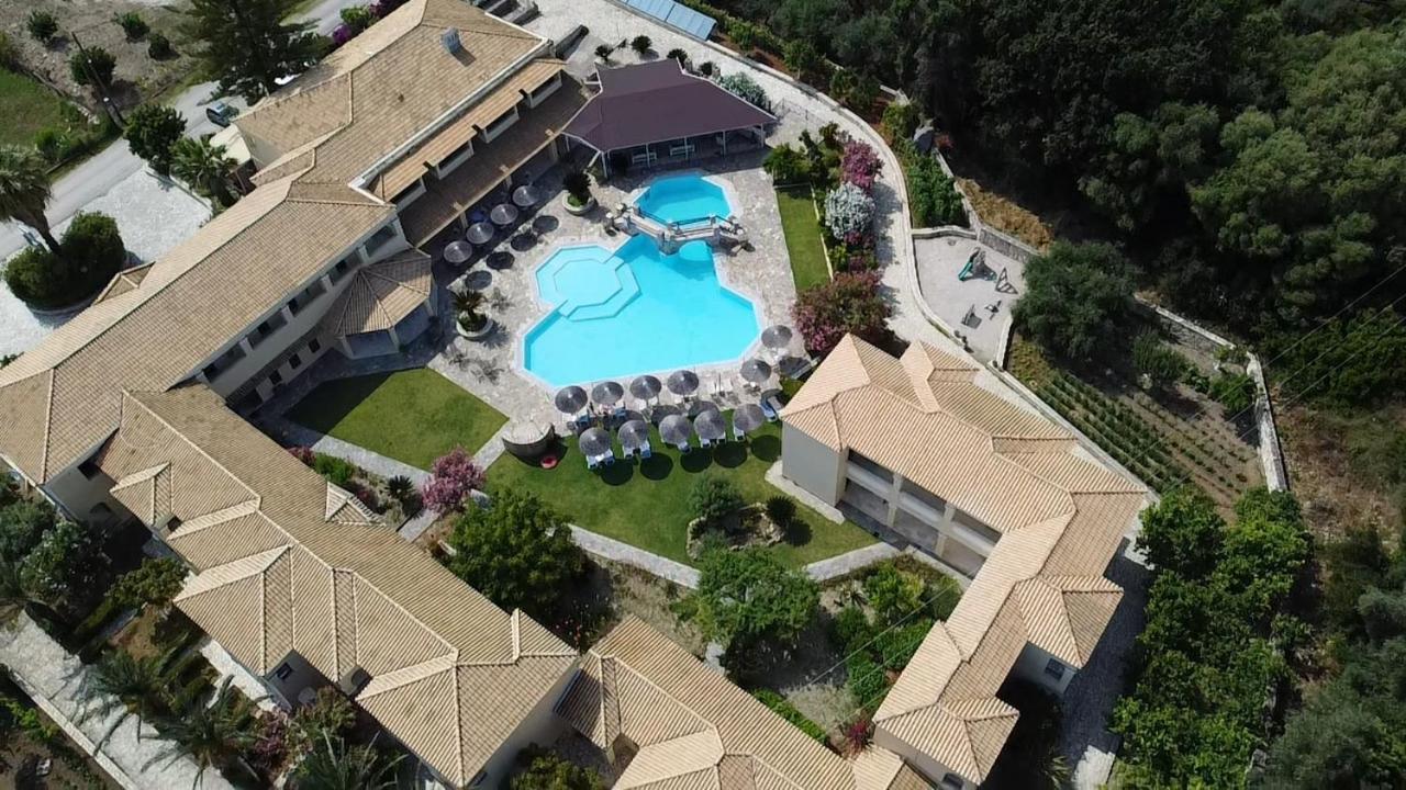 Karavostasi Beach Hotel Perdika  Esterno foto